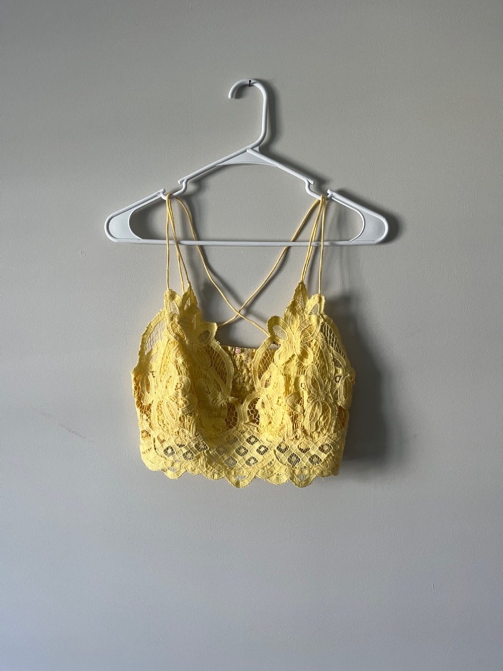 Free People Yellow Adella Lace Cropped Bralette Casual Feminine Vacation Top - Picture 2 of 5